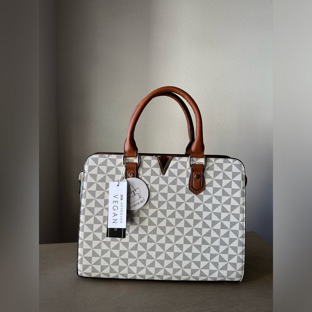White and brown vegan leather tote bag with a wallet and crossbody strap